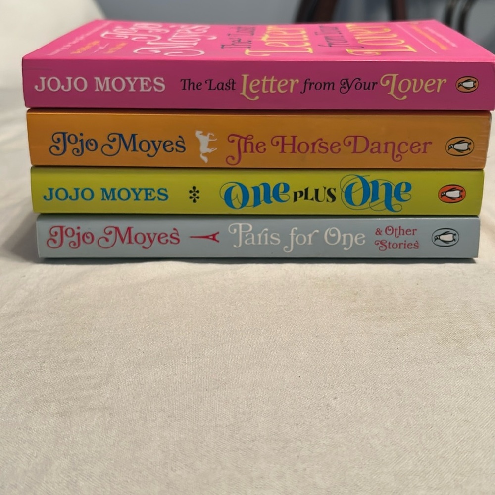 Jojo Moyes Book Bundle